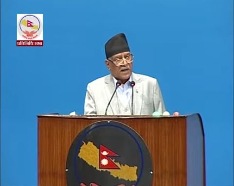 सरकारको घोडा प्रधानमन्त्री र मन्त्रीले होइन, विचौलियाले हाँकिरहेका छन्ः दाहाल